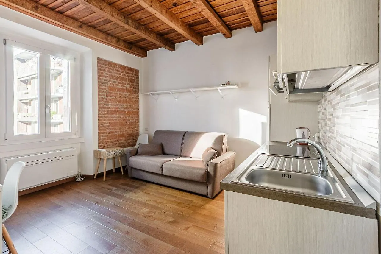 Bligny By Halldis Milano İtalya